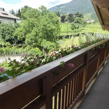 Oberschoeberlehof * Meran