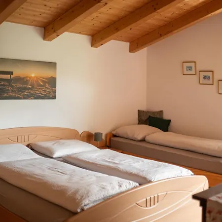 Oberschoeberlehof Apartment Merano