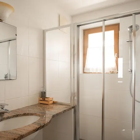 Апартаменты Oberschoeberlehof Мерано